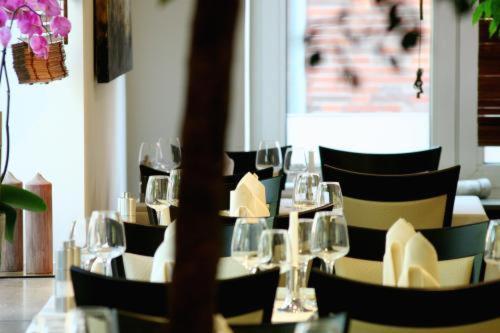 Hotel Akazienhof Дуйсбург Екстериор снимка