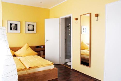 Hotel Akazienhof Дуйсбург Екстериор снимка