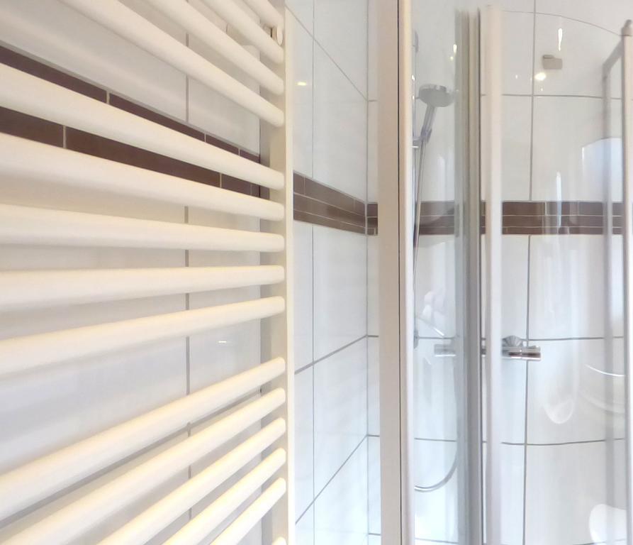 Hotel Akazienhof Дуйсбург Екстериор снимка