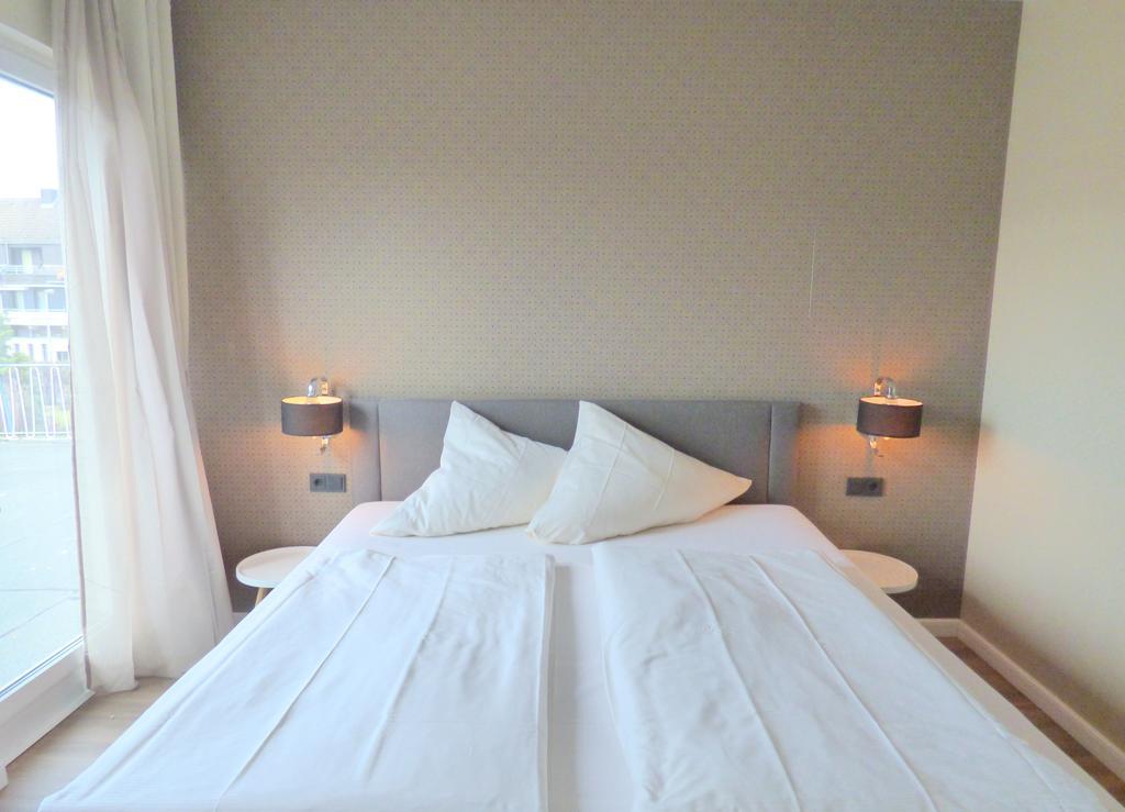 Hotel Akazienhof Дуйсбург Екстериор снимка
